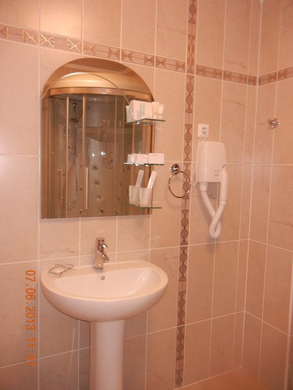 Mereke Hotel Оскемен Номер фото