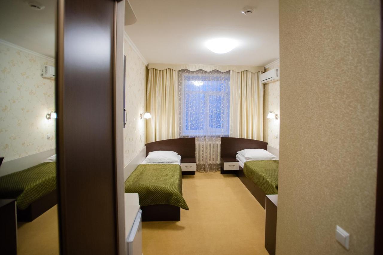 Mereke Hotel Оскемен Екстер'єр фото